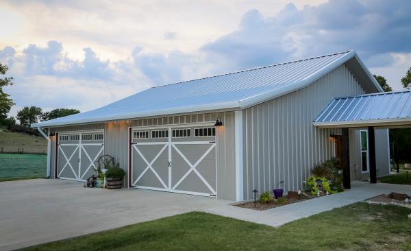 Custom Steel Living Spaces, Barn Homes - Mueller, Inc