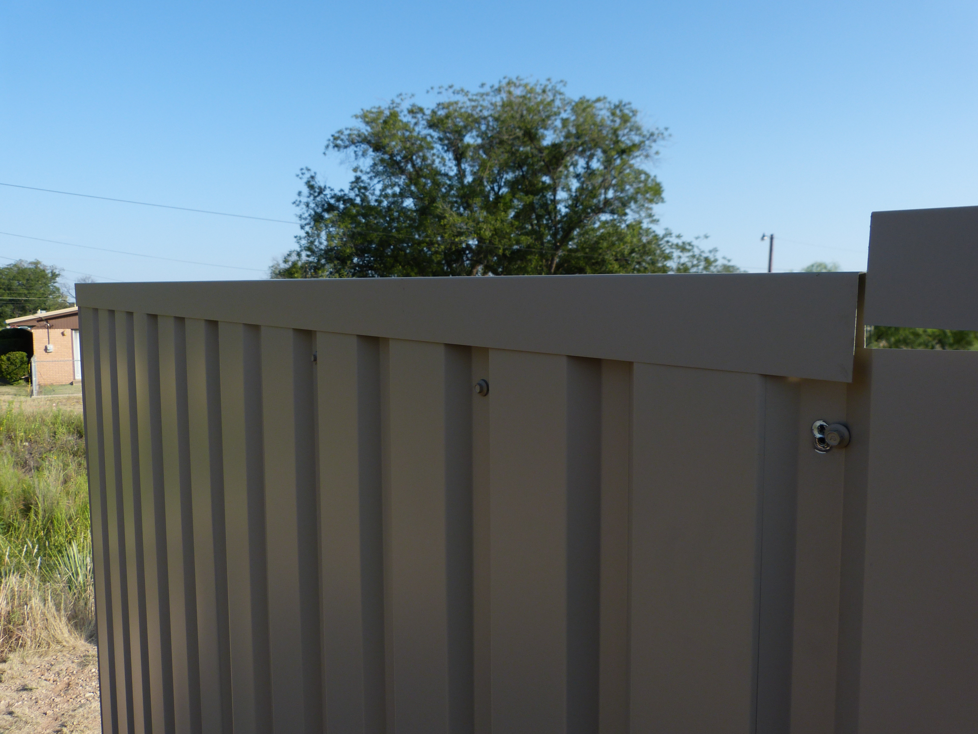 KM_Mueller_Fence_0814_-075.jpg